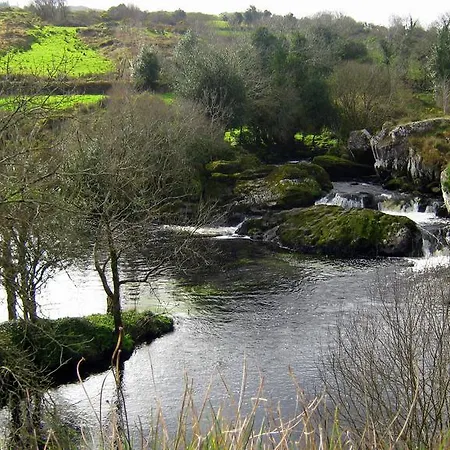 Bluebell Waterfall House * Dunmanway